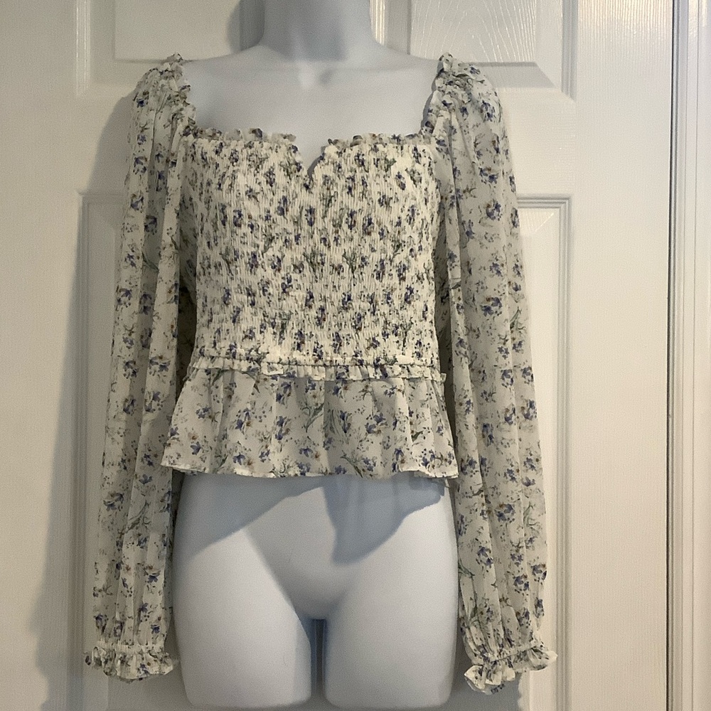 PETAL + PUP Floral Cottagecore Smocked Cropped Coastal Cowgirl Puff Sleeve Top L